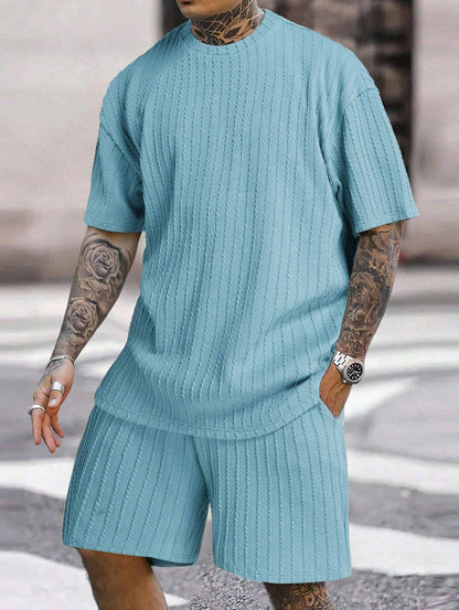 Men's Sports Solid Color Round Neck Pullover Vertical Pattern T-shirt Two-piece Set